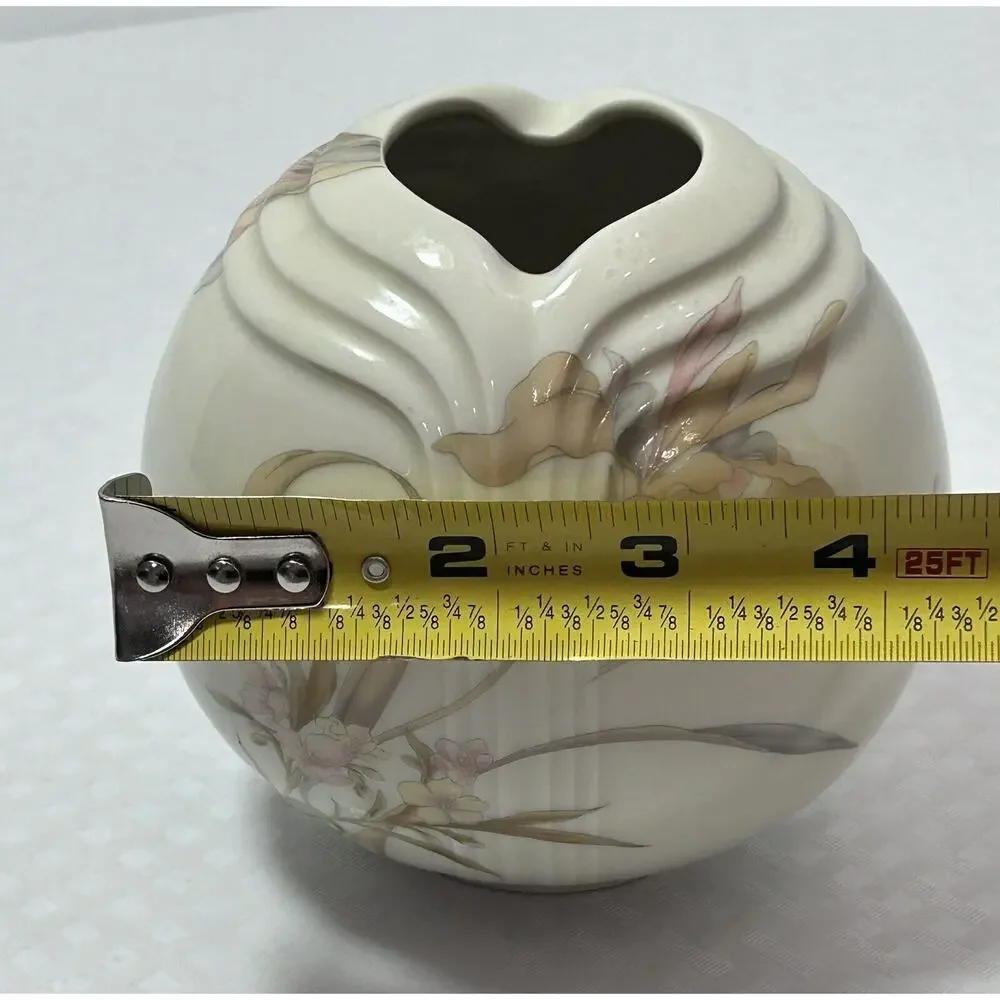 Art Deco Bud Vase 5” TOYO French‎ Orchid Floral Design Vintage 1980s